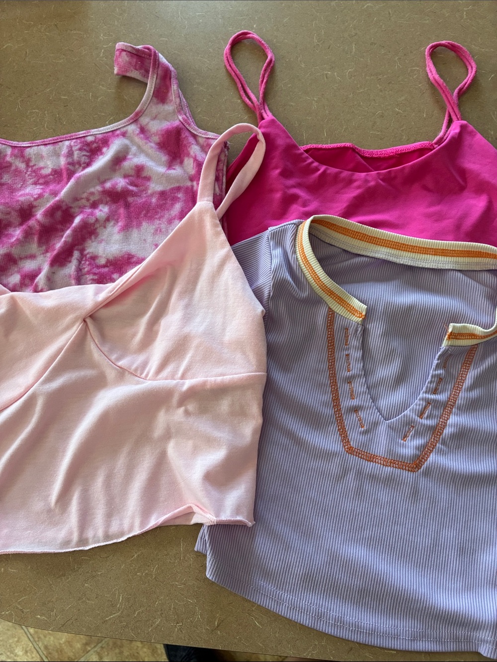 SHEIN Women’s Tops Bundle – XS/S – 4 Fitted & Tank Basics